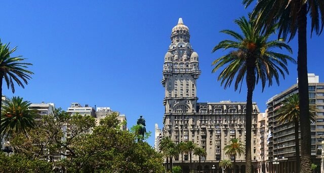 O Uruguai País Cultura Viagem Economia População