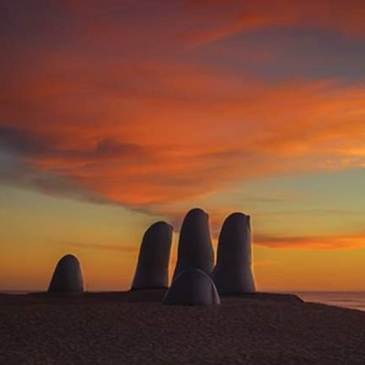 Day Tour punta del este la mano mao dedos