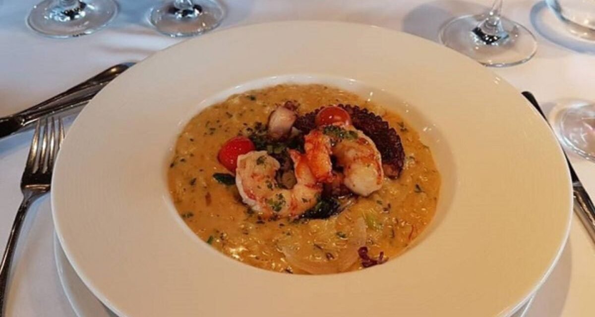 Bodega Bouza Uruguai Vinícola Montevidéu Degustação de vinhos Almoço gourmet Carros antigos Turismo em Montevidéu Vinhos uruguaios Experiência gastronômica Visita à vinícola Roteiro enogastronômico