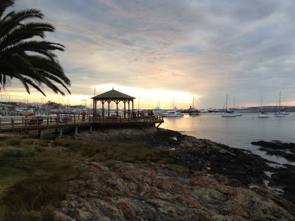 região de praia em punta del este roteiro de viagem para o Uruguai