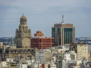 Catedral Metropolitana de Montevideo: A Igreja Matriz que Atravessou Três Séculos da História do Uruguai