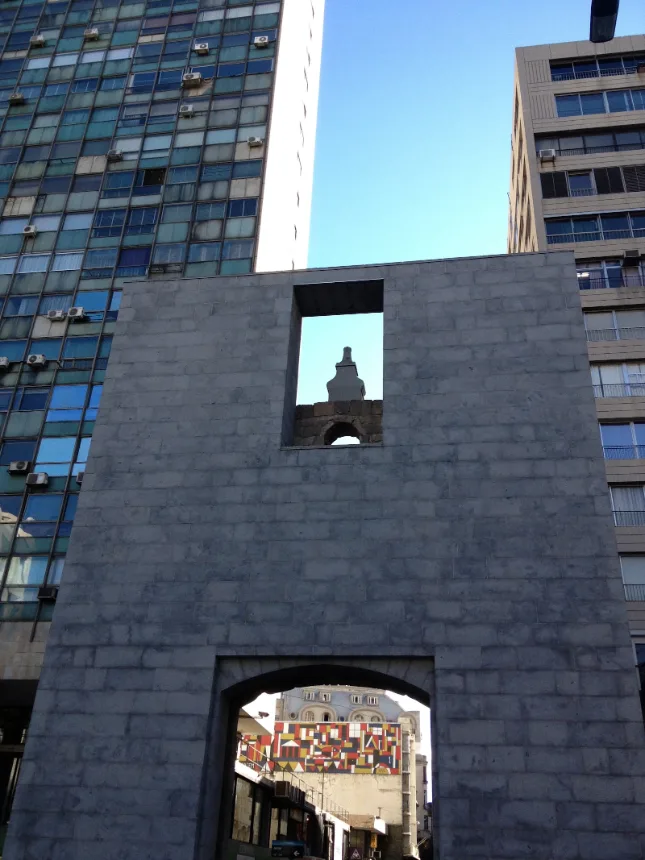 Puerta de la Ciudadela, marco de entrada da Ciudad Vieja, em Montevideo