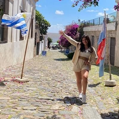 Amanda Grossi em Colonia del Sacramento