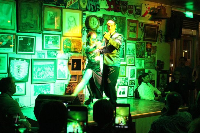 Baar Fun Fun Bar Fun Fun Bar em Montevideo com Música ao vivo